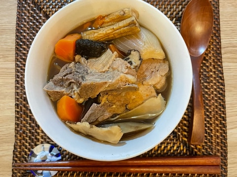 薬膳 薬材肉骨茶(バクテー)